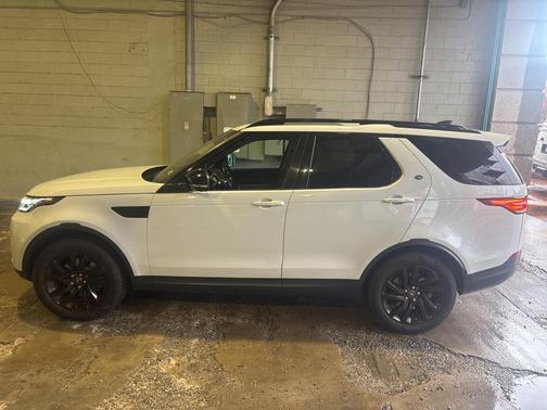 2017 Land Rover Discovery HSE