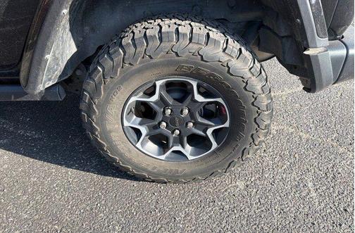 Black Clearcoat 2023 Jeep Wrangler Rubicon