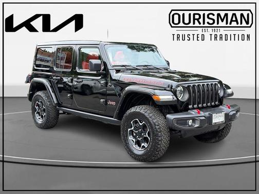 Black Clearcoat 2023 Jeep Wrangler Rubicon