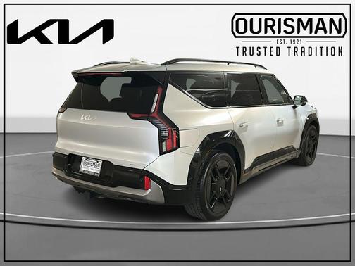 Ivory Silver 2024 Kia EV9 GT-Line