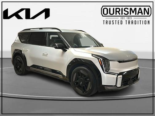 Ivory Silver 2024 Kia EV9 GT-Line