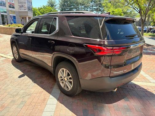 Black Cherry Metallic 2023 Chevrolet Traverse LT Leather