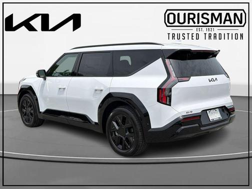 White Pearl 2026 Kia EV9 Land