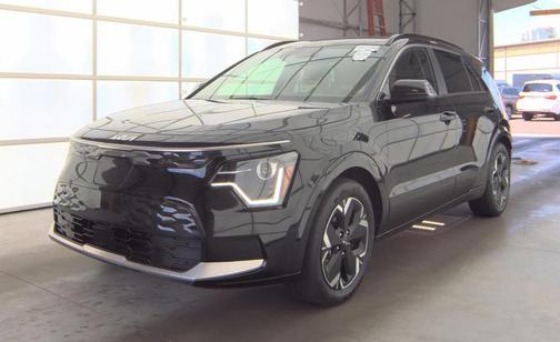 Aurora Black Pearl 2023 Kia Niro EV Wind