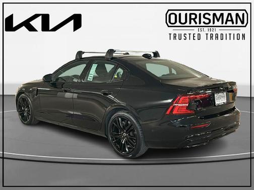 2023 Volvo S60 Recharge Plug-In Hybrid T8 Plus Black Edition