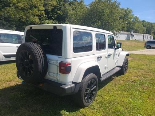 2024 Jeep Wrangler 4xe Sahara