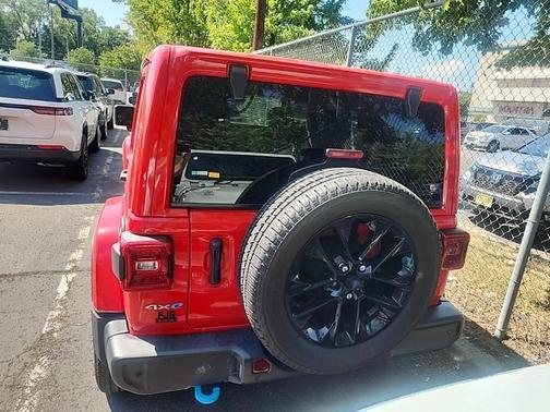 2022 Jeep Wrangler Unlimited 4xe Sahara
