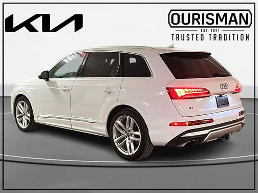 2025 Audi Q7 55 Prestige