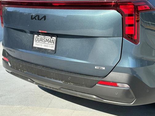 2025 Kia Carnival Hybrid SX