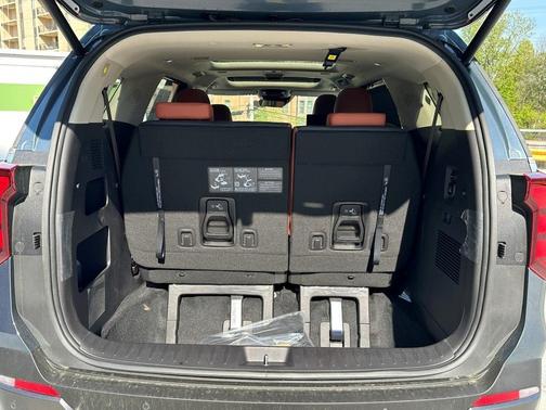 2025 Kia Carnival Hybrid SX