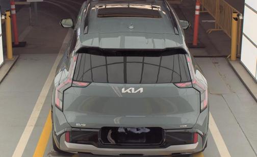 Iceberg Green 2024 Kia EV9 GT-Line
