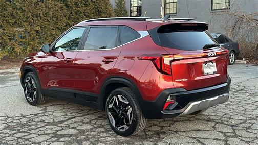 2024 Kia Seltos SX