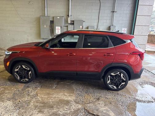 2024 Kia Seltos SX