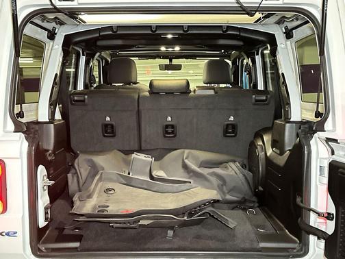 Bright White Clearcoat 2023 Jeep Wrangler 4xe Rubicon