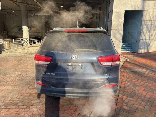 2018 Kia Sorento LX
