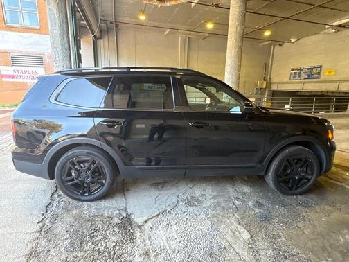 Ebony Black 2025 Kia Telluride SX-Prestige X-Line