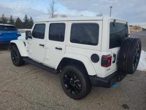 2022 Jeep Wrangler Unlimited 4xe Sahara