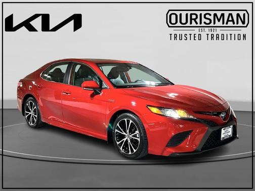 2020 Toyota Camry Hybrid SE