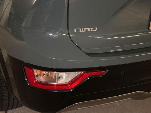 Green 2023 Kia Niro EV Wind