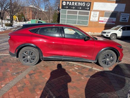 2022 Ford Mustang Mach-E California Route 1