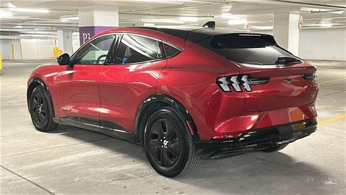 2022 Ford Mustang Mach-E California Route 1