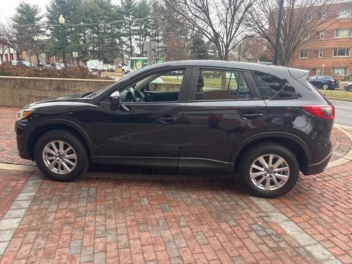 2016 Mazda CX-5 Sport