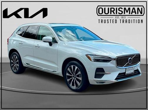 2023 Volvo XC60 B5 Plus Bright Theme