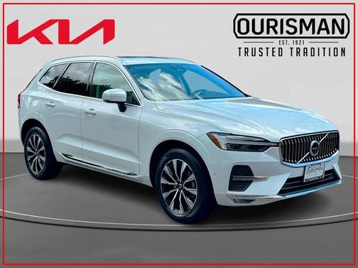 2023 Volvo XC60 B5 Plus Bright Theme