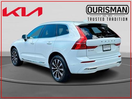 2023 Volvo XC60 B5 Plus Bright Theme