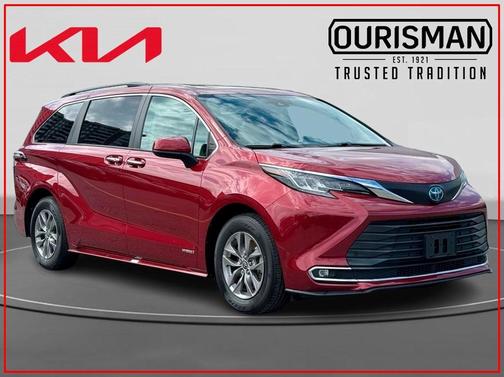 2021 Toyota Sienna XLE
