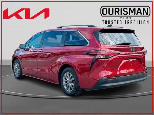 2021 Toyota Sienna XLE