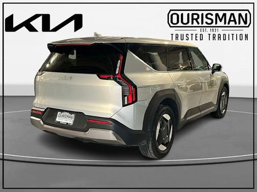 2024 Kia EV9 Light Long Range