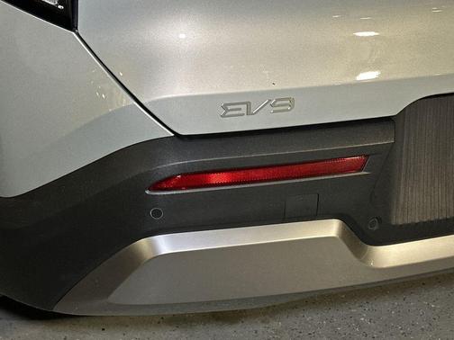 2024 Kia EV9 Light Long Range