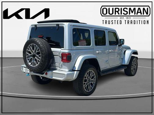 Silver Zynith Clearcoat 2024 Jeep Wrangler 4xe High Altitude