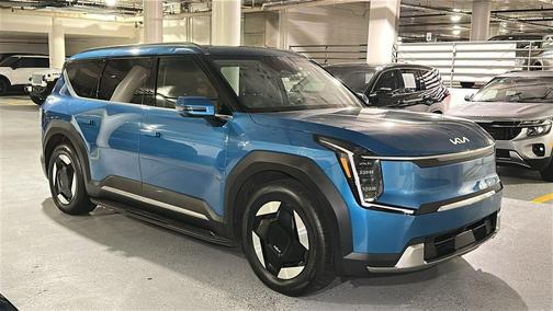 Ocean Blue 2024 Kia EV9 Wind