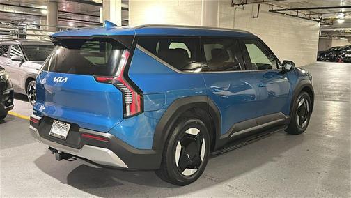 Ocean Blue 2024 Kia EV9 Wind