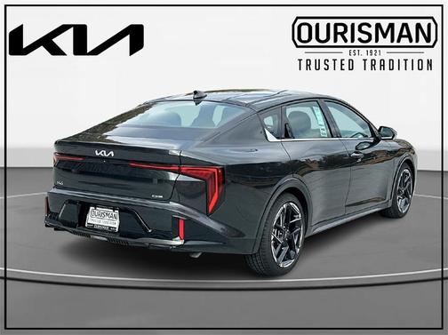 2025 Kia K4 GT-Line