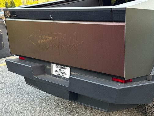 2024 Tesla Cybertruck Base
