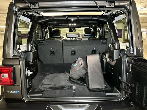 2022 Jeep Wrangler Unlimited 4xe Sahara