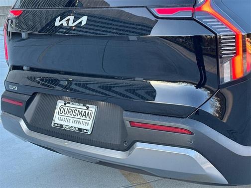 2026 Kia EV9 Light Long Range