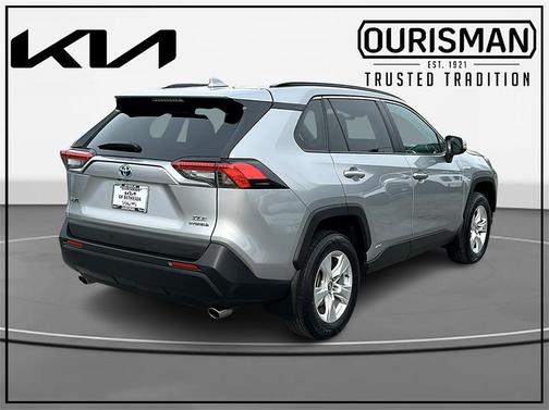 2020 Toyota RAV4 Hybrid XLE