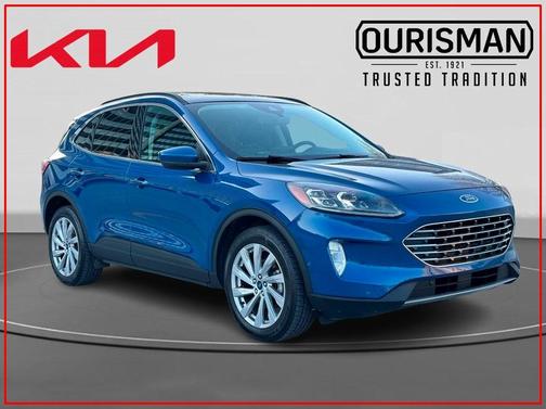 2022 Ford Escape Titanium Hybrid