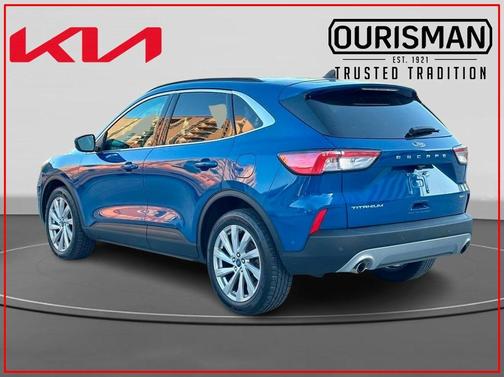 2022 Ford Escape Titanium Hybrid