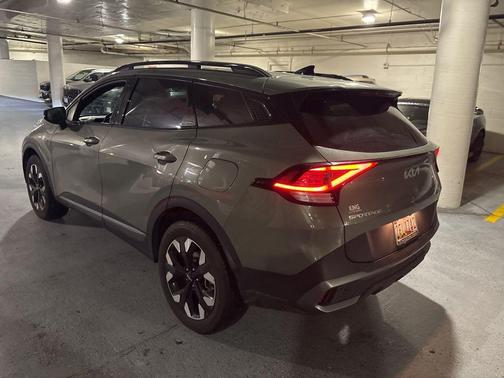 Jungle Green 2023 Kia Sportage X-Line