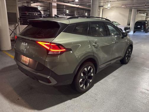 Jungle Green 2023 Kia Sportage X-Line
