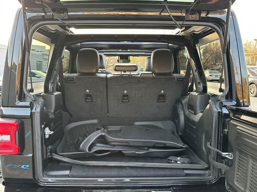 Black Clearcoat 2021 Jeep Wrangler Unlimited 4xe Sahara