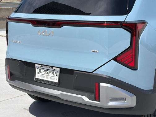 Blue Frost 2027 Kia Seltos S