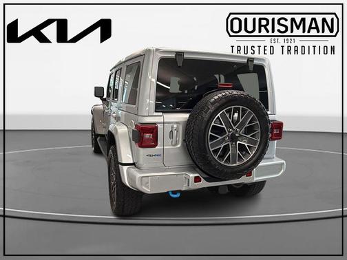 Silver Zynith Clearcoat 2024 Jeep Wrangler 4xe High Altitude