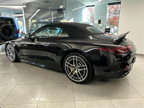 2022 Mercedes-Benz AMG SL 63 Base