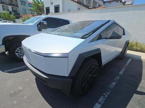 2024 Tesla Cybertruck Base